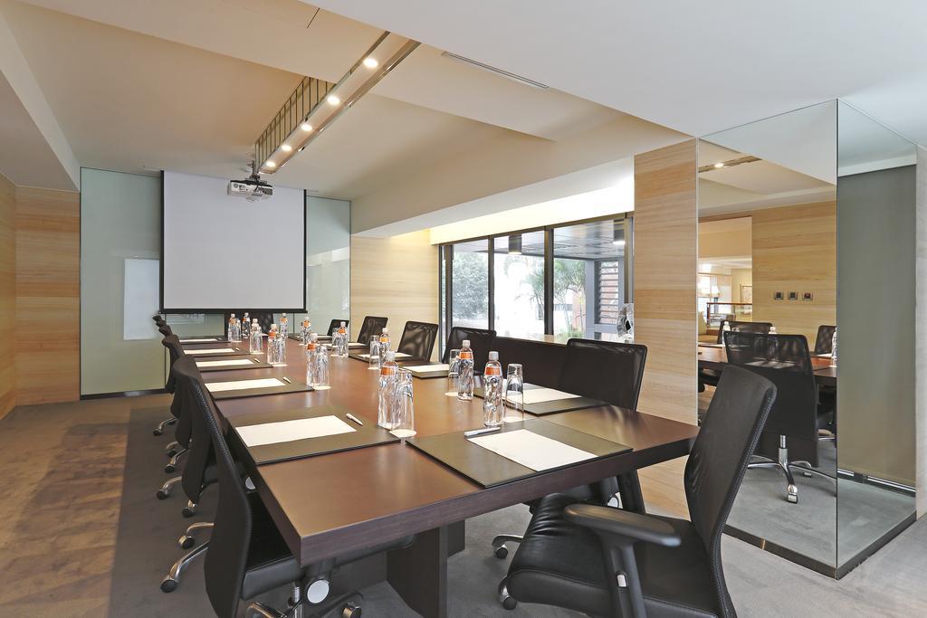 Hotel Cozzi Minsheng Taipei Extérieur photo