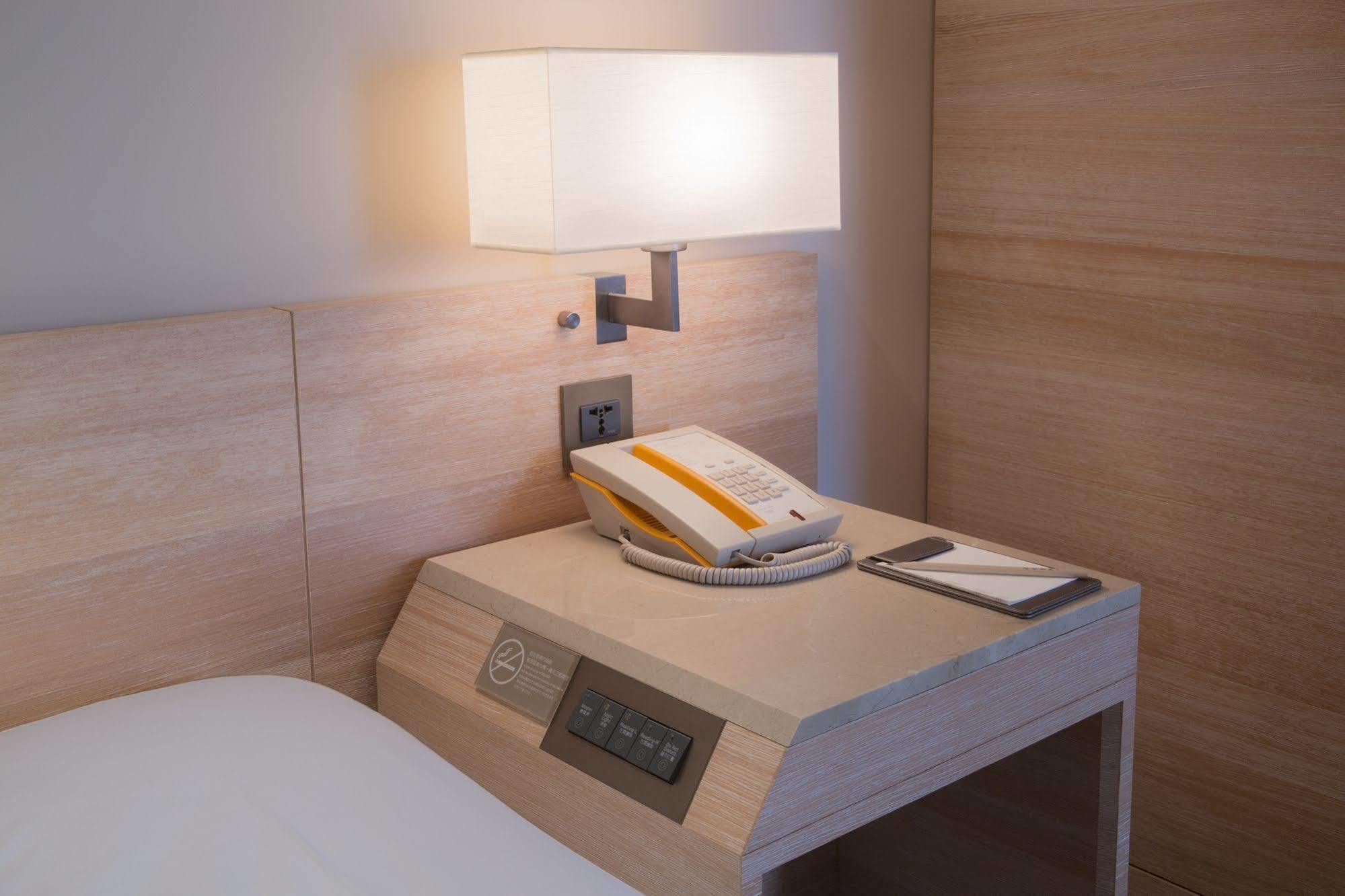 Hotel Cozzi Minsheng Taipei Extérieur photo