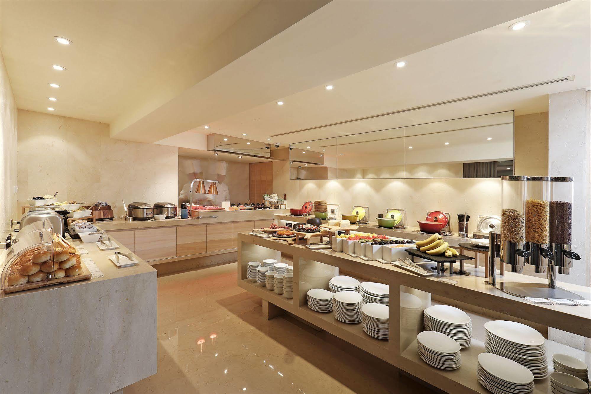 Hotel Cozzi Minsheng Taipei Extérieur photo